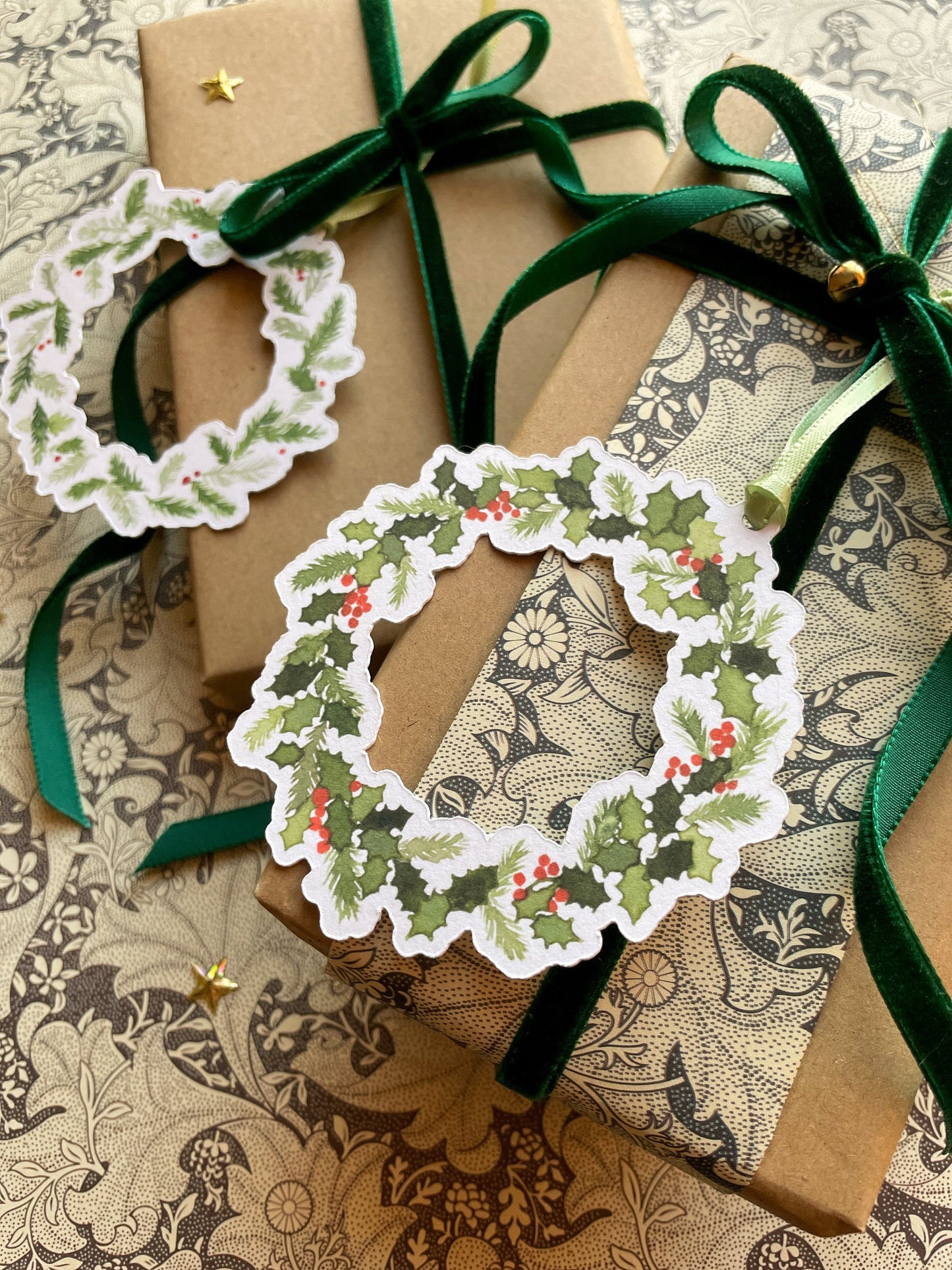 Large Festive Wreath Watercolour Cut Out Christmas Tag set