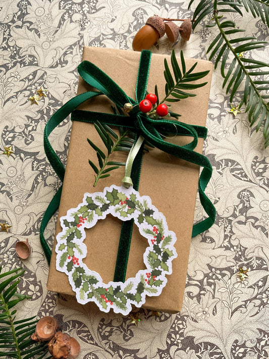 Large Festive Wreath Watercolour Cut Out Christmas Tag set