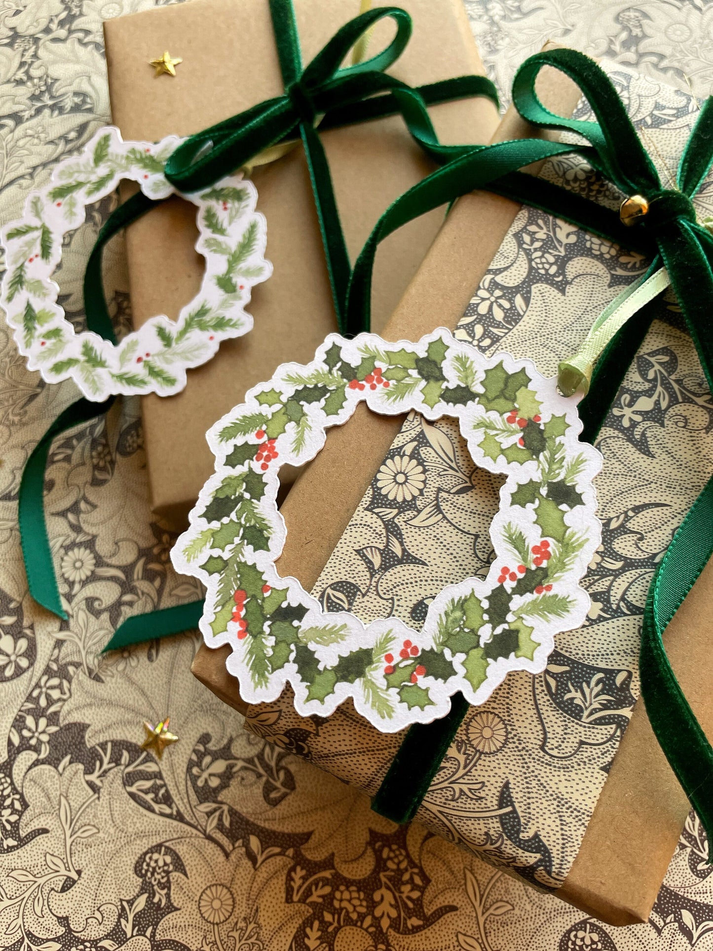 Large Festive Wreath Watercolour Cut Out Christmas Tag set